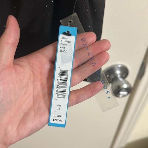 NWT Alice + Olivia Glitter Sparkle Cowl Off the Shoulder Top XS - Picture 4 of 4